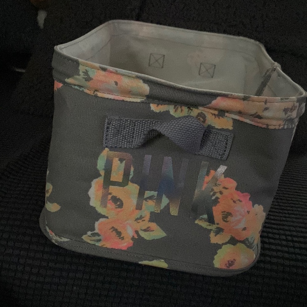 Victoria’s secret pink bin brand new